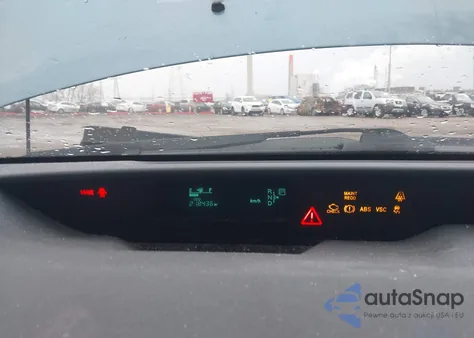 2005 Toyota Prius z USA, uszkodzony, nr VIN JTDKB20U353029161